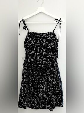NWOT Abercrombie & Fitch Black & White Polka Dot Tie Waist Skirt Coord Set